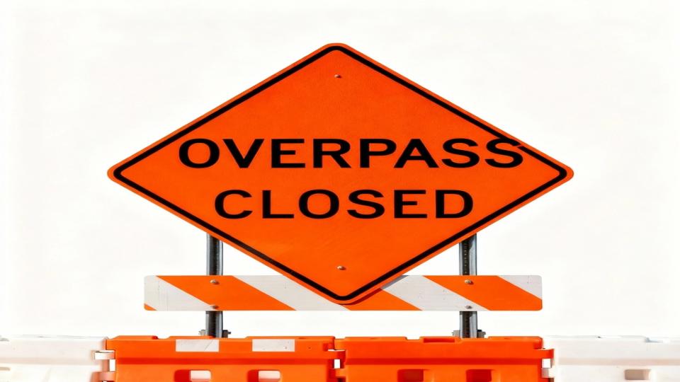 Lake Charles Overpasses Closed Due To Potential Icy Conditions; Drivers Urged To Use Caution