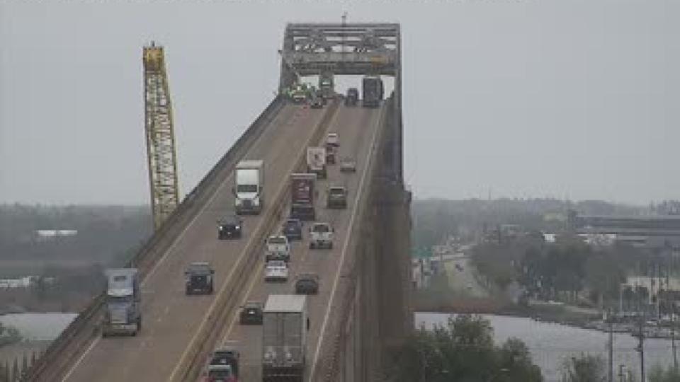 All I-10 Lanes Reopen On Calcasieu River Bridge After Crash Damages Bridge In Calcasieu Parish
